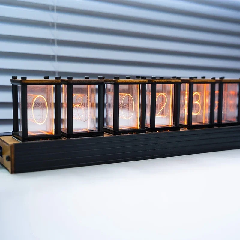 Orologio di Lusso con Tubi Nix - Diy Electronics Table recensione e prezzo